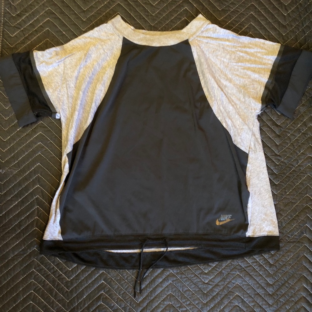 Nike laced workout top